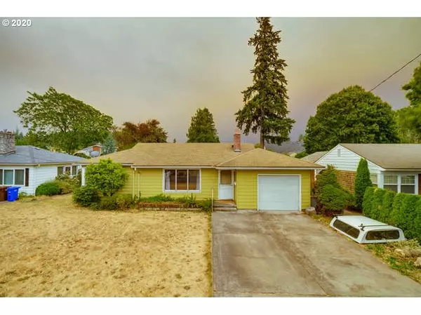 555 E BERKELEY ST, Gladstone, OR 97027