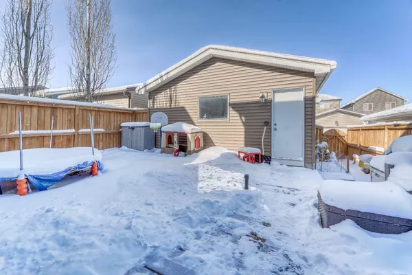 Calgary, AB T3R 0M6,14 Nolanfield LN NW