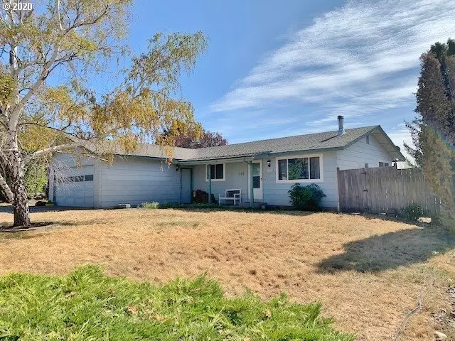 130 E 21ST ST, Goldendale, WA 98620