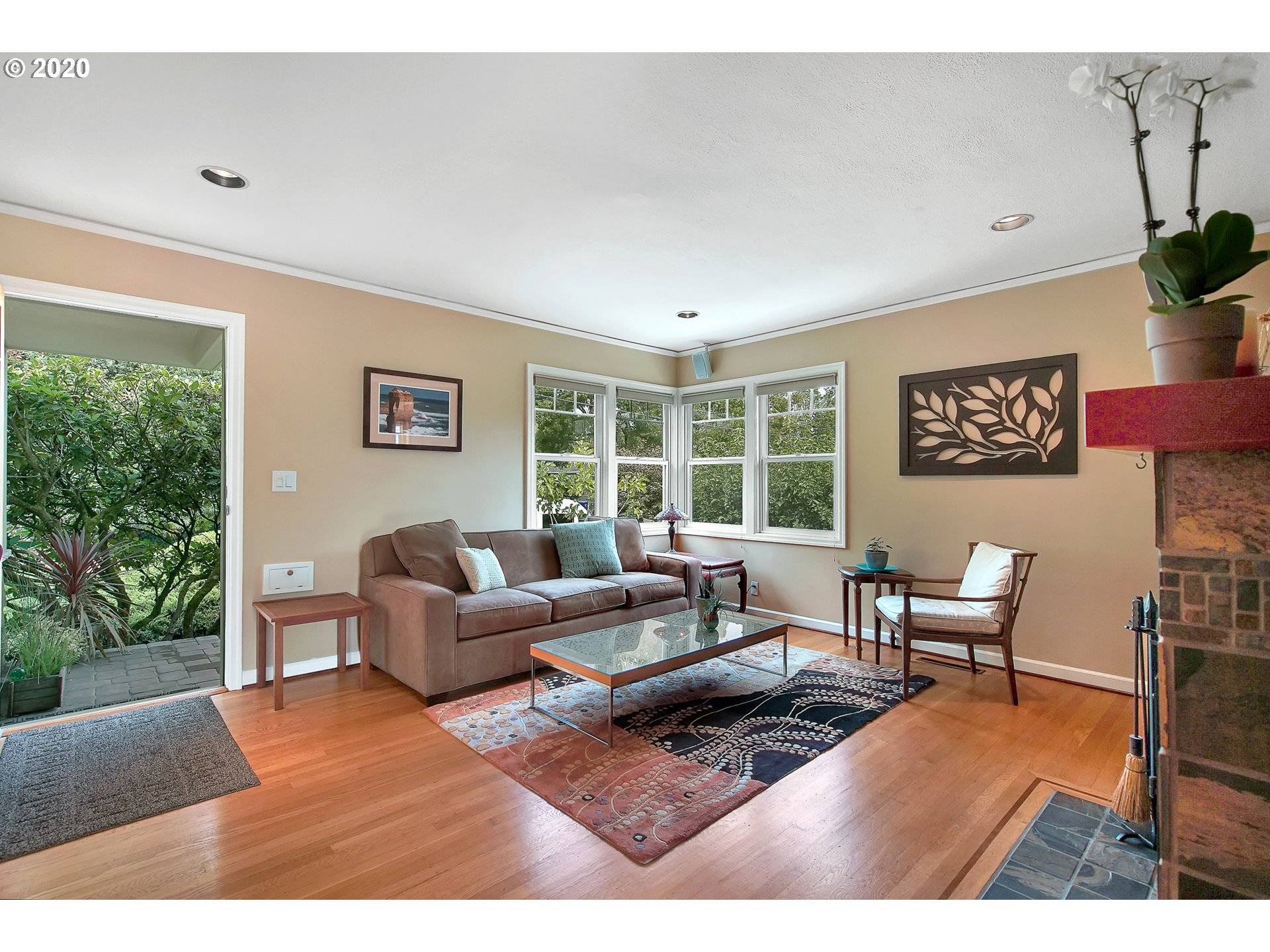 Portland, OR 97215,7914 SE CLAY ST