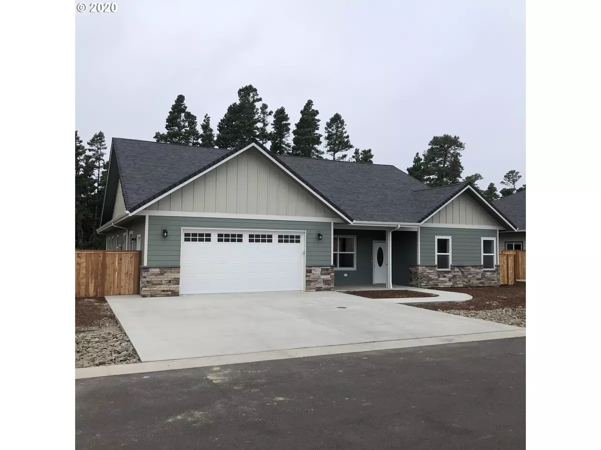 Florence, OR 97439,4075 Caddington LN