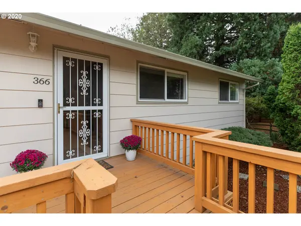 Gresham, OR 97080,366 SW WALLULA CT