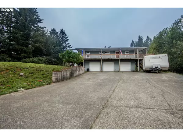 1105 PARKVIEW DR, Brookings, OR 97415