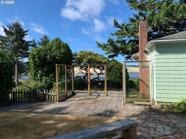 Florence, OR 97439,937 1ST ST