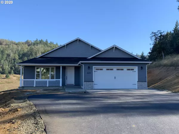 445 MADERA LN, Roseburg, OR 97471