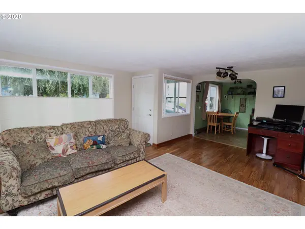 Springfield, OR 97478,5310 B ST