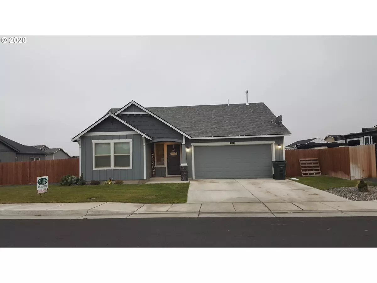 Hermiston, OR 97838,2315 NW VALLEY VIEW DR