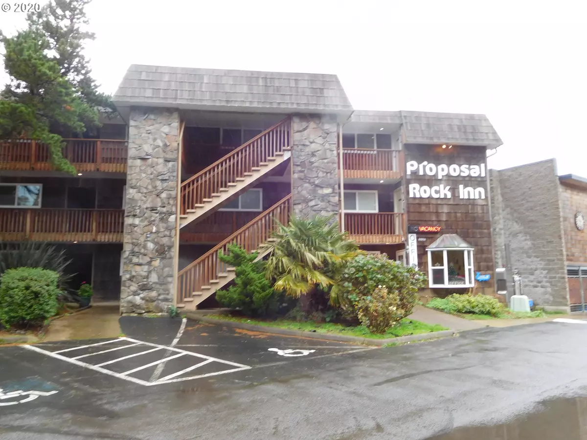 Neskowin, OR 97149,48988 S Highway 101 #124