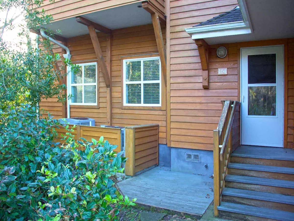 Cannon Beach, OR 97110,123 S Hemlock ST S #104