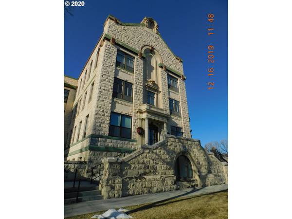 2365 4TH ST #305, Baker City, OR 97814