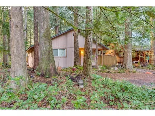 Rhododendron, OR 97049,21631 E LODGE LN