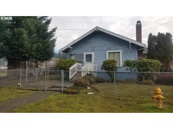 1284 N DEAN ST, Coquille, OR 97423