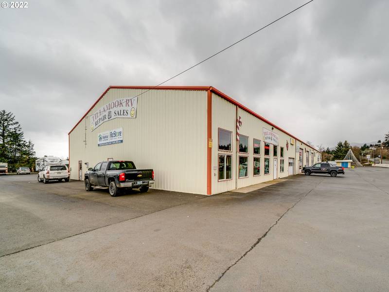 4190 N HWY 101, Tillamook, OR 97141