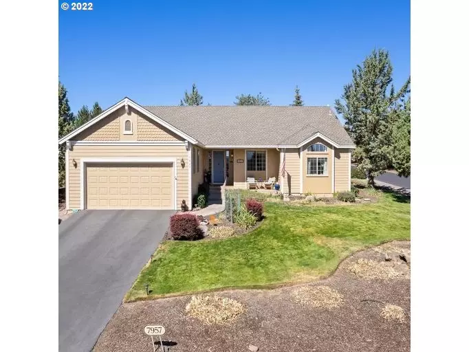 7957 LITTLE FALLS CT, Redmond, OR 97756