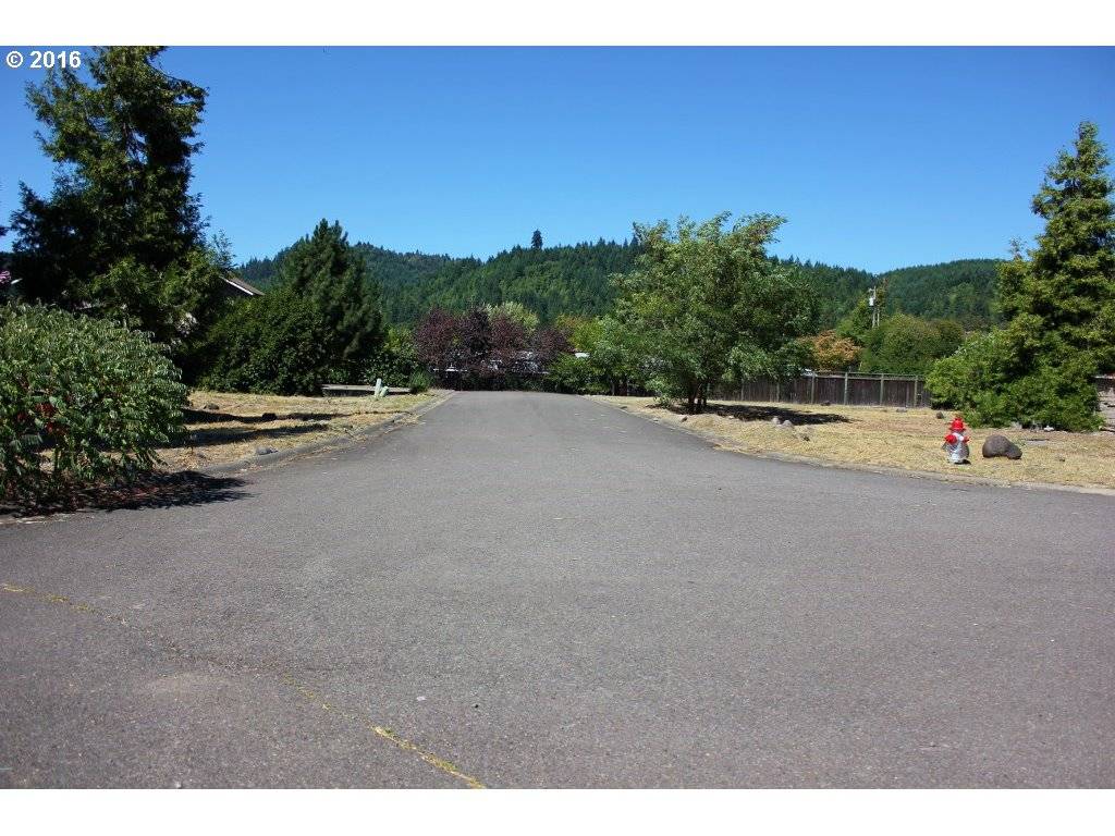 Oakridge, OR 97463,Christel LN
