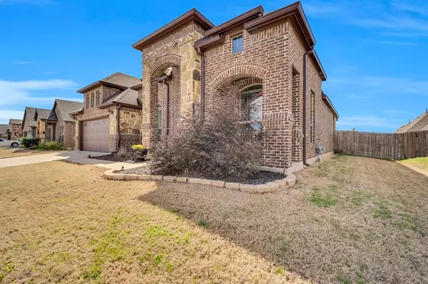 Waxahachie, TX 75165,110 Manor Lane