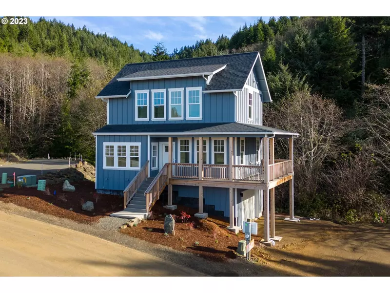 700 NE LILLIAN LN, Depoe Bay, OR 97341