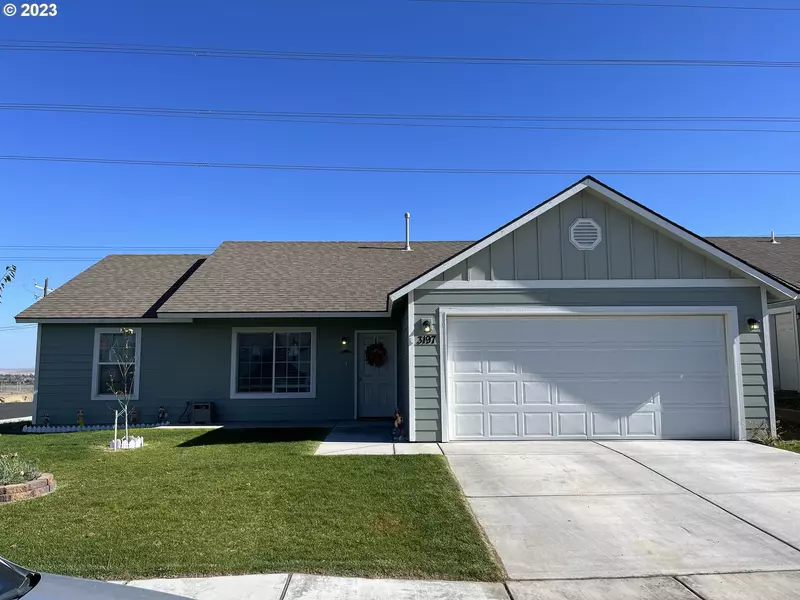 3197 BLUE JAY ST, Umatilla, OR 97882