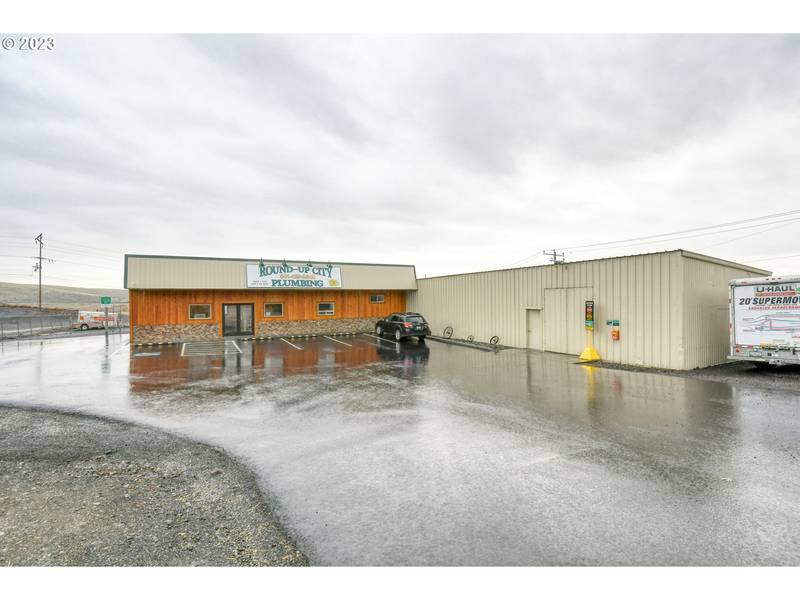 818 AIRPORT RD, Pendleton, OR 97801