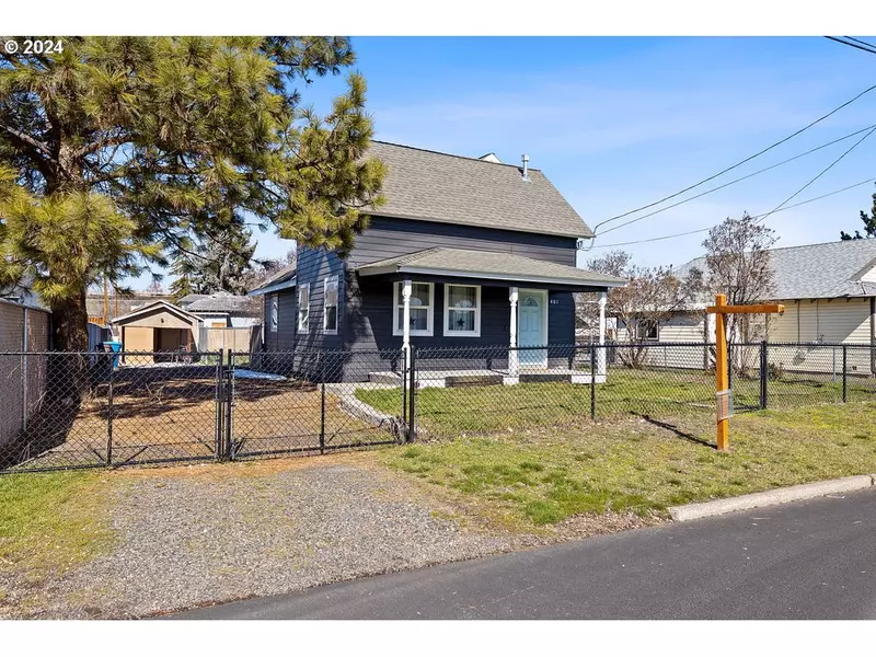 401 NE 6TH ST, Prineville, OR 97754