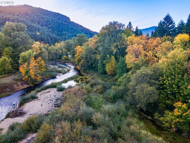 REUBEN RD, Glendale, OR 97442