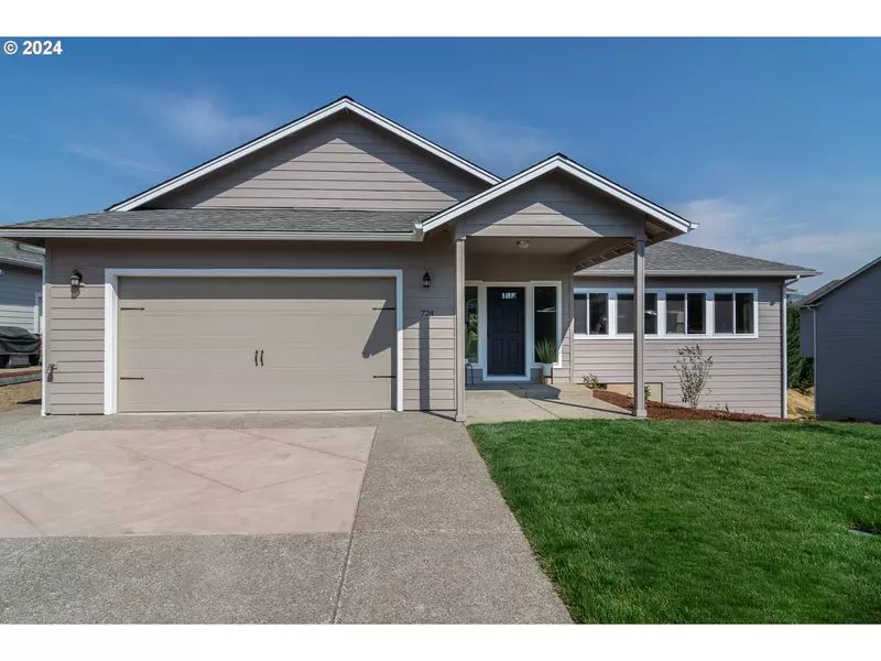 724 DIVOT LOOP, Sutherlin, OR 97479