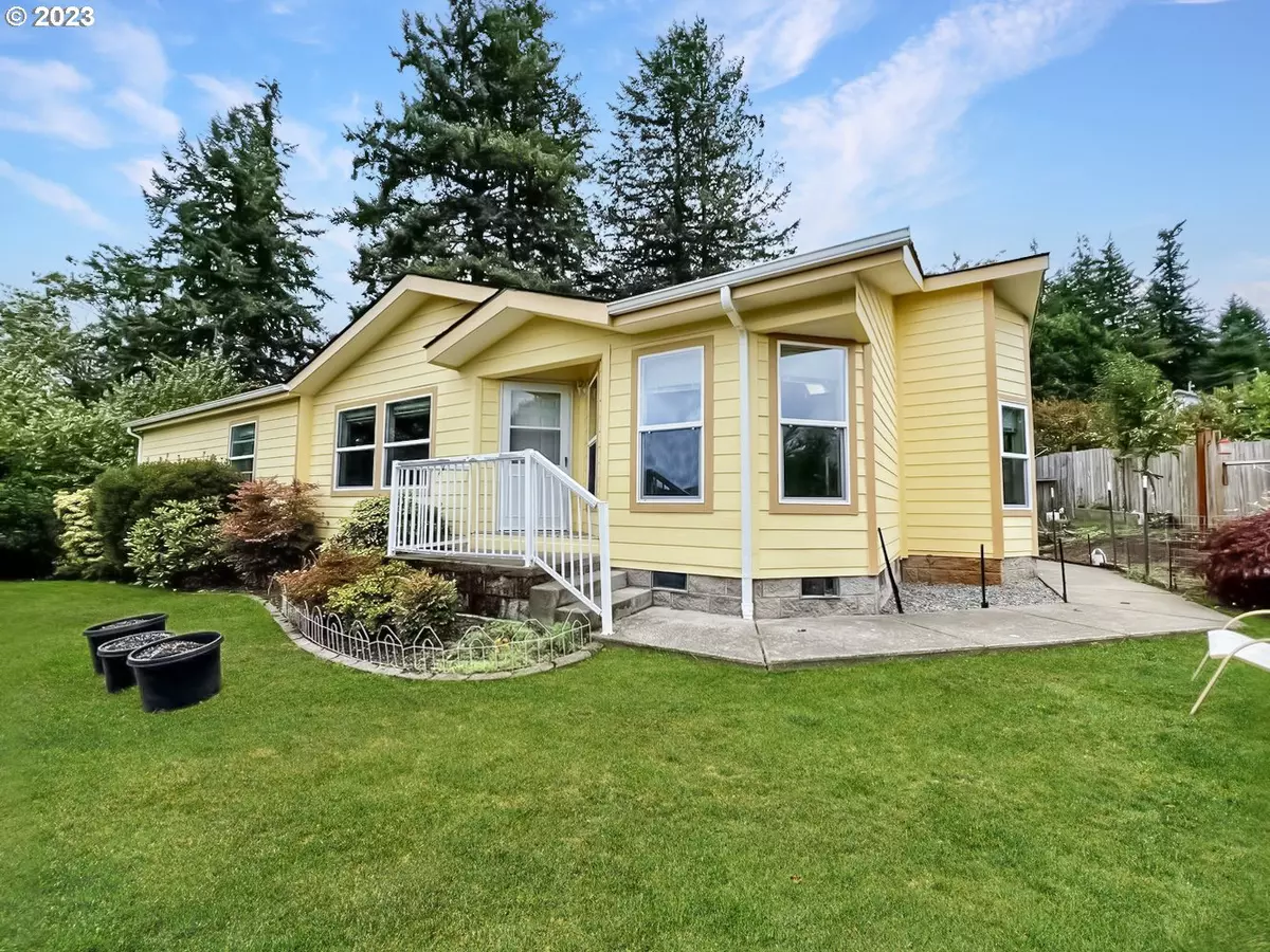 Coquille, OR 97423,794 E 11TH PL