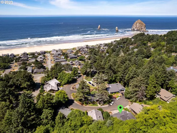 Cannon Beach, OR 97110,167 AMBER LN