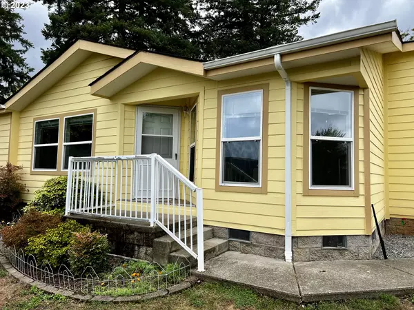 Coquille, OR 97423,794 E 11TH PL