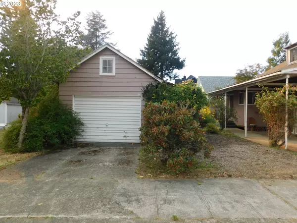 Myrtle Point, OR 97458,530 WILLOW ST