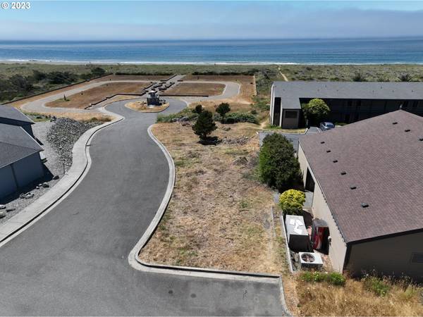 Gold Beach, OR 97444,94085 RUBYS WAY