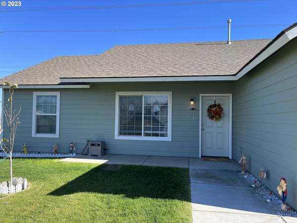 Umatilla, OR 97882,3197 BLUE JAY ST