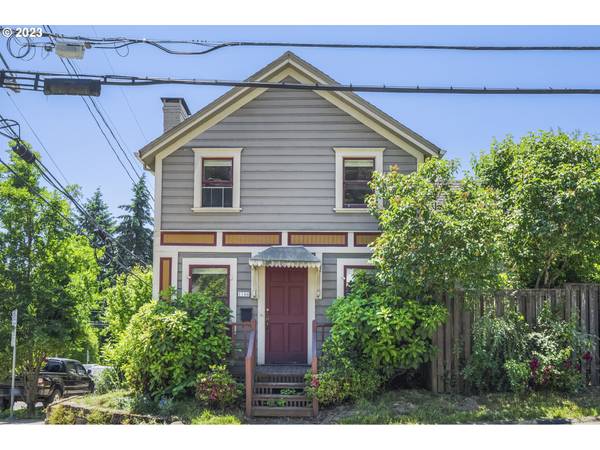 1106 SW GIBBS ST, Portland, OR 97239