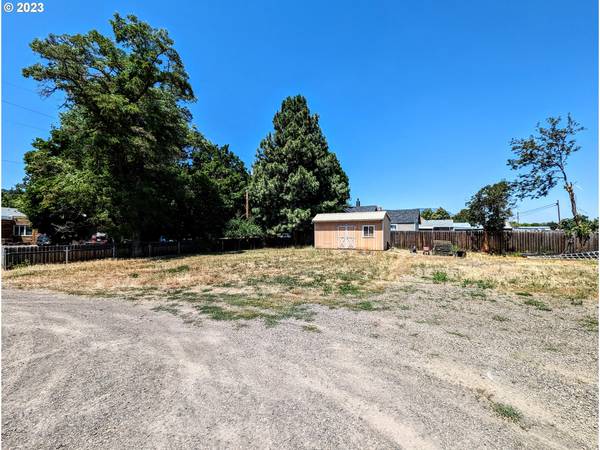 1701 Spruce ST, La Grande, OR 97850