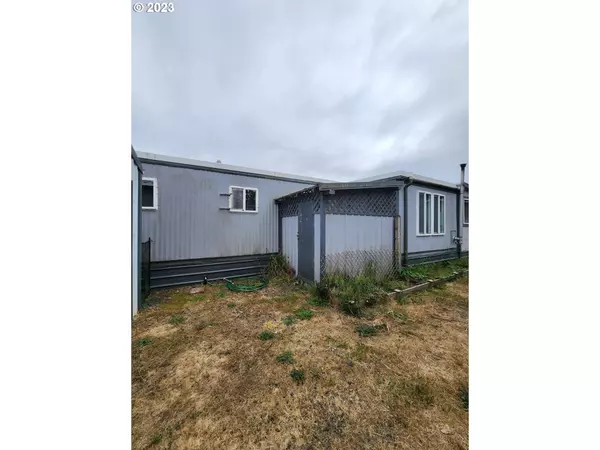 North Bend, OR 97459,67624 SPINREEL RD #41