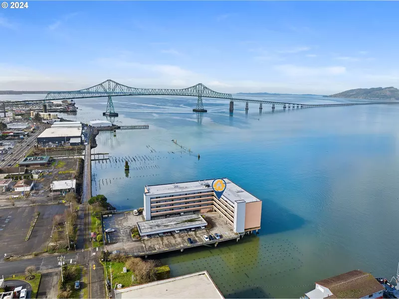 1 3RD ST #307, Astoria, OR 97103