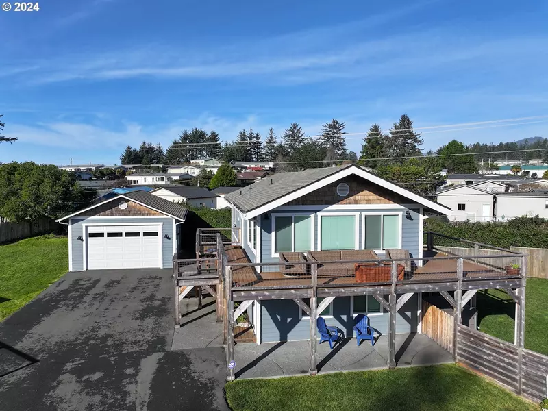 337 MILL BEACH RD, Brookings, OR 97415