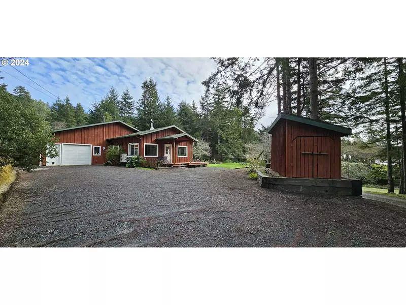 42695 RHODY LN, Port Orford, OR 97465