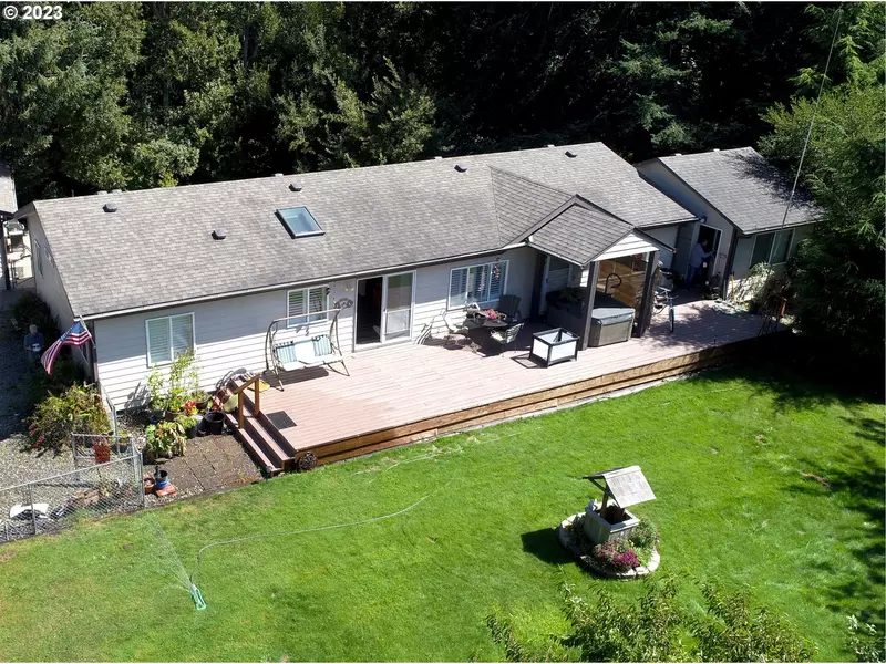 55682 BATES RD, Bandon, OR 97411