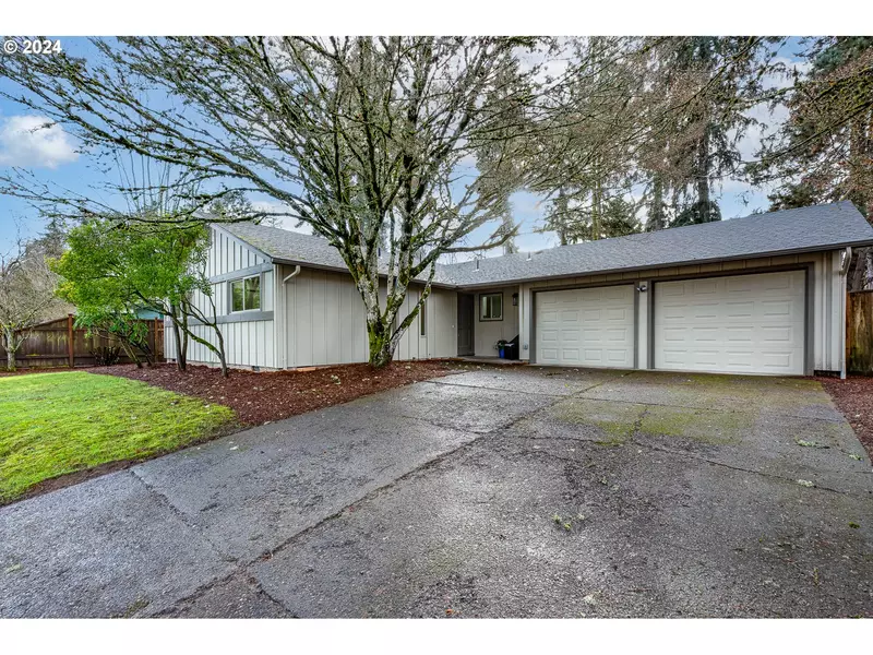 3258 STARK CT, Eugene, OR 97404