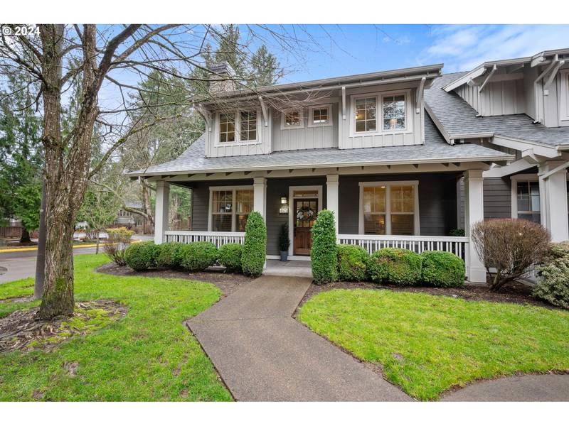 4575 OAKRIDGE RD, Lake Oswego, OR 97035