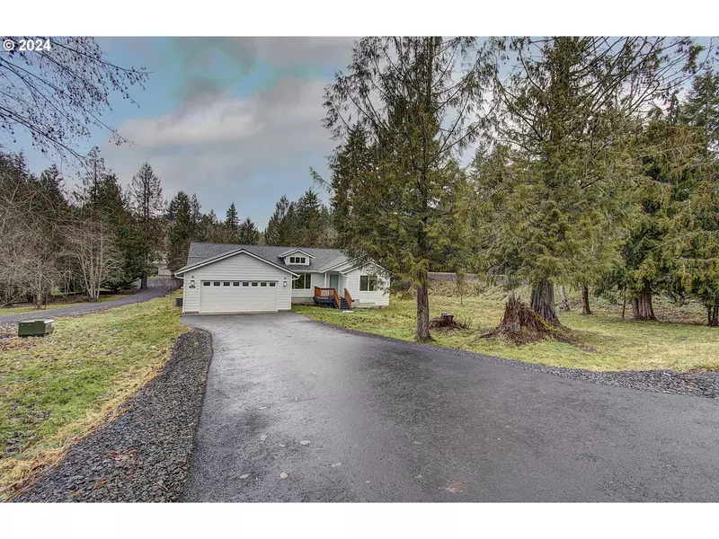 104 RICE PARK RD, Silver Lake, WA 98645