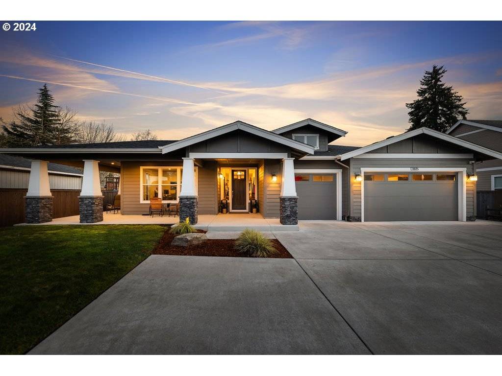 12805 NW 40TH AVE, Vancouver, WA 98685