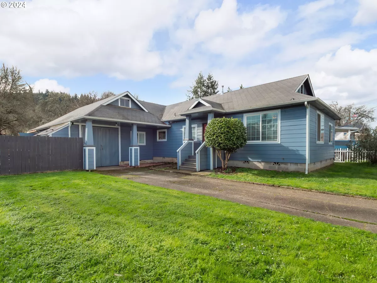 Roseburg, OR 97470,2157 NE FLESER AVE