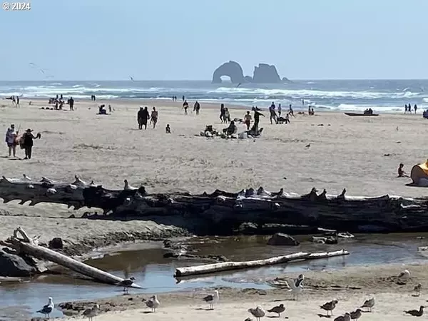 Rockaway Beach, OR 97136,115 Miller ST