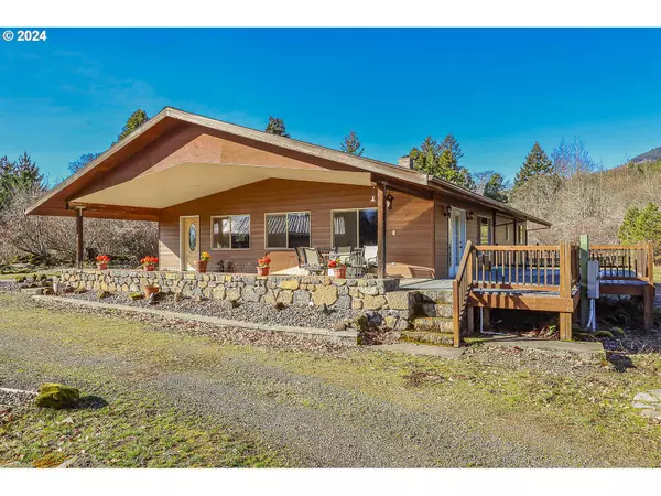 151 GROVE RD, Underwood, WA 98651