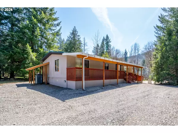 49850 N SANTIAM HWY,  Idanha,  OR 97350