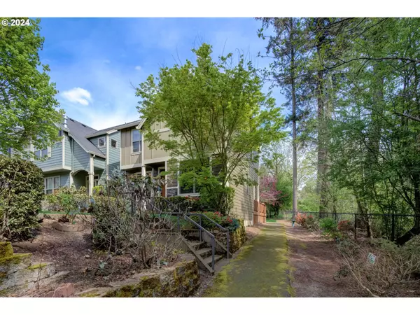 Portland, OR 97225,9045 SW SOPRANO LN