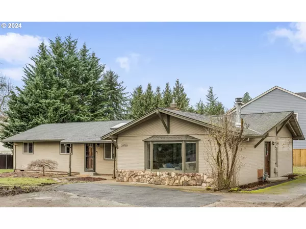 28705 SW CANYON CREEK RD S, Wilsonville, OR 97070