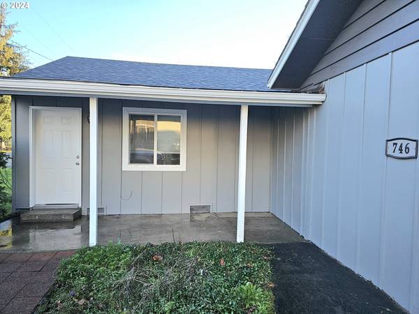 746 RUSKIN ST, Eugene, OR 97402